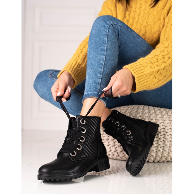 Bottines à lacets femme Shelovet noires avec matelassage 1