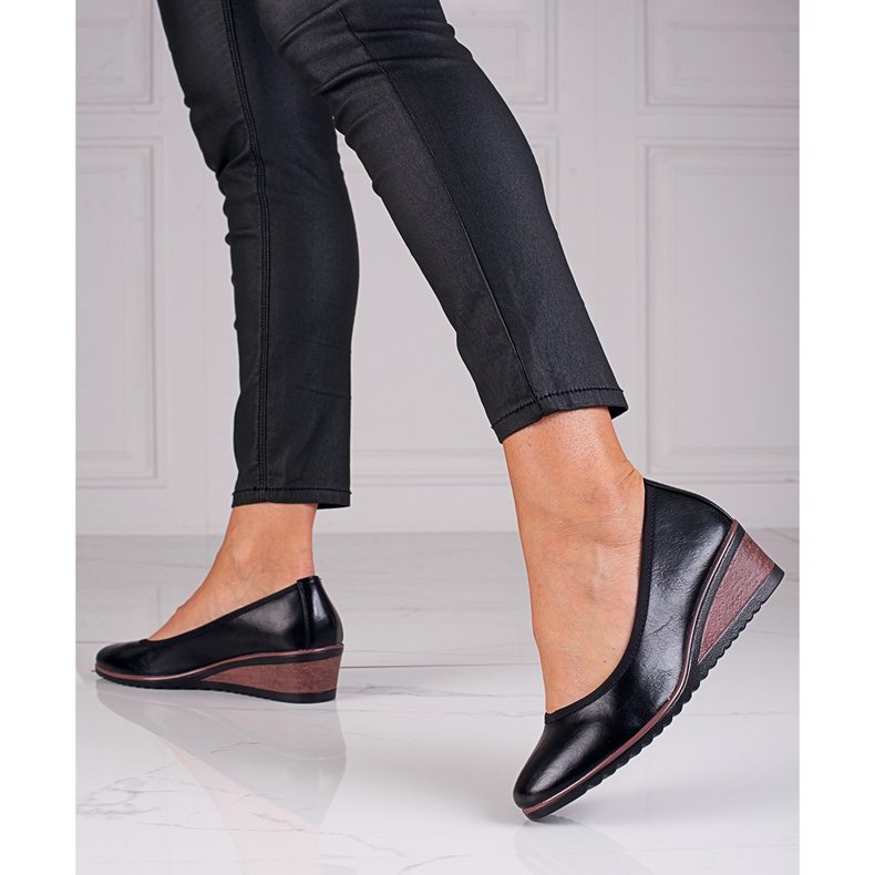 Escarpins compensés noirs par W. Potocki le noir 1