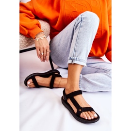 Sandales noires sportives en daim féminin 4