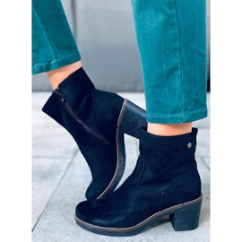 Bottines à talon en caoutchouc noir Linzi le noir 2