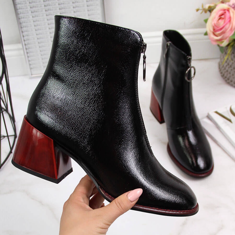 Bottines pour femmes laquées noires Filippo 2