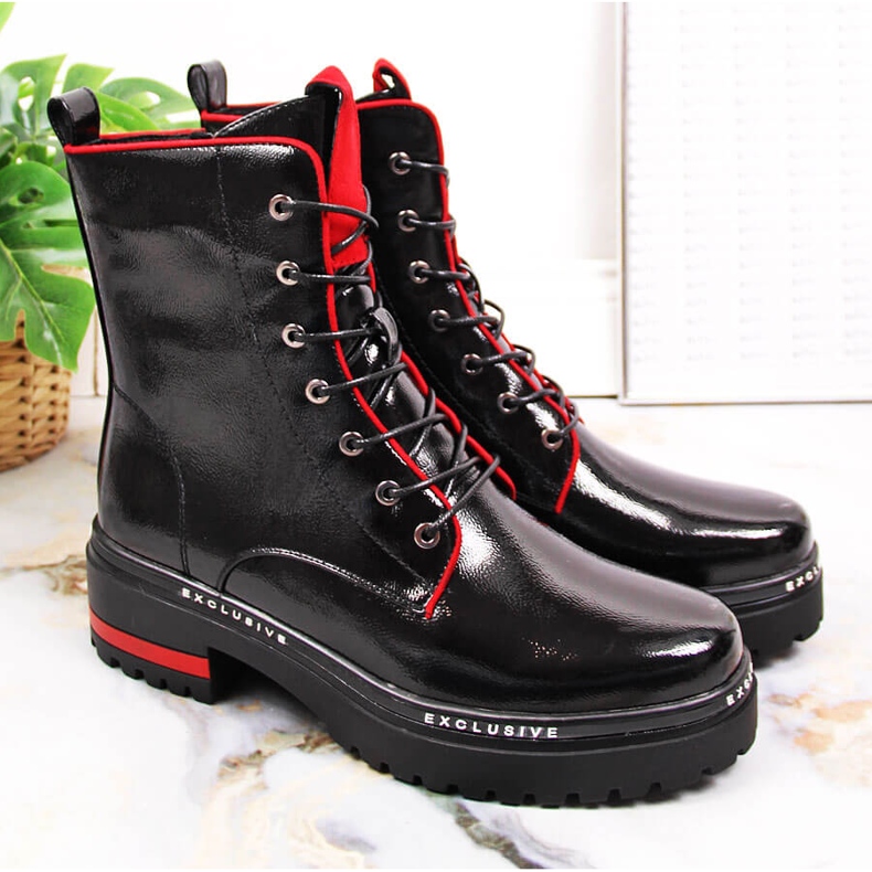 Ouvrières Filippo noires laquées et isolées pour femmes 2