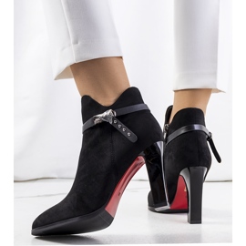 Escarpins noirs Deshi 2