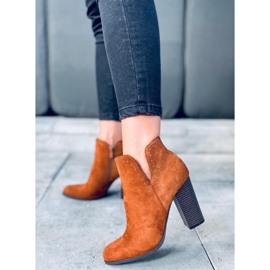 Bottines à talons de Nora Camel brun 1