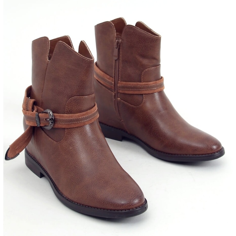 Bottes sur un coin caché Dallas Camel brun 1