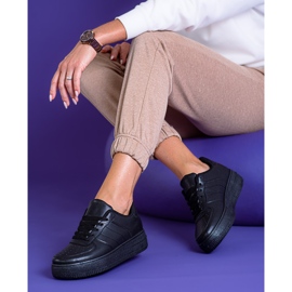 Chaussures de sport pour femmes noires sur la plateforme Shelovet le noir 1
