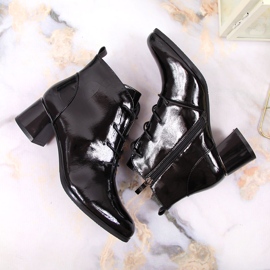 Bottes pour femmes isolées à lacets laquées noires Potocki le noir 3