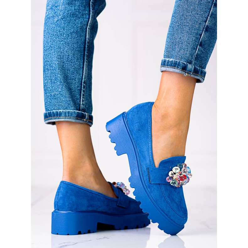 Mocassins pour femmes sur la plate-forme Vinceza avec une décoration bleue 1 Mocassins pour femmes sur la plate-forme Vinceza avec une décoration bleue 1