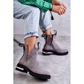 PS1 Bottines en daim gris Elvera avec découpes 4