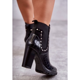 PG1 Bottes de serpent noires Wissey Snake sur un poteau le noir 2 PG1 Bottes de serpent noires Wissey Snake sur un poteau le noir 2