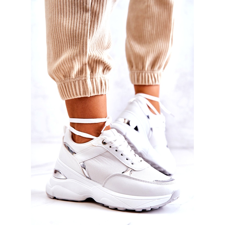 PG1 Chaussures de sport brillantes pour femmes sur un coin, activité blanche 3