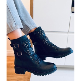 PA1 Bottes Thora noires 1