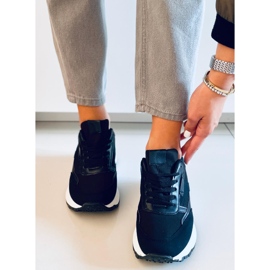 PA1 Baskets noires Nimue le noir 4