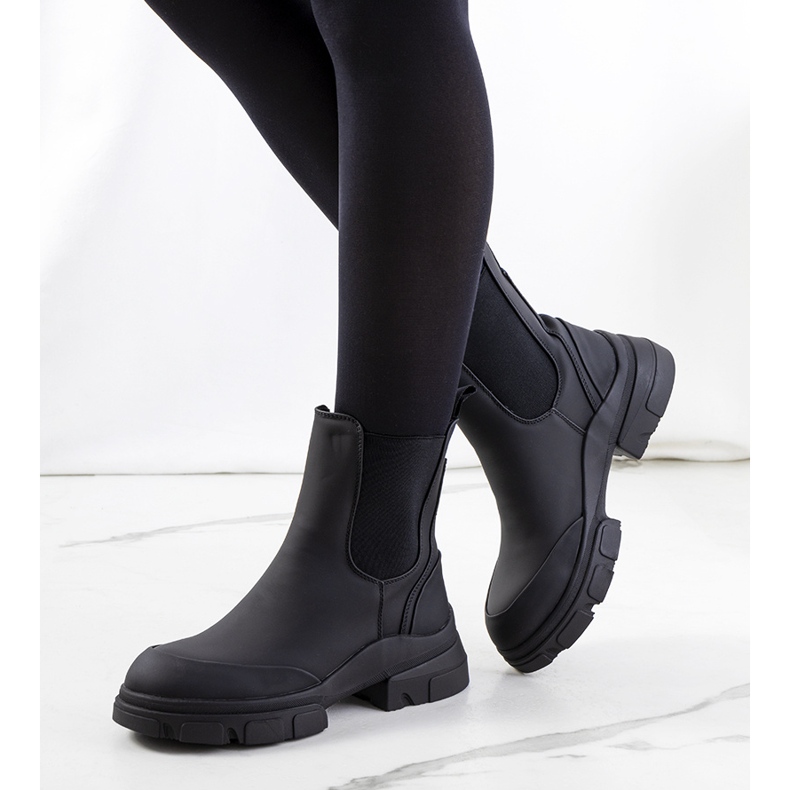 BM Bottes noires Carlos 1