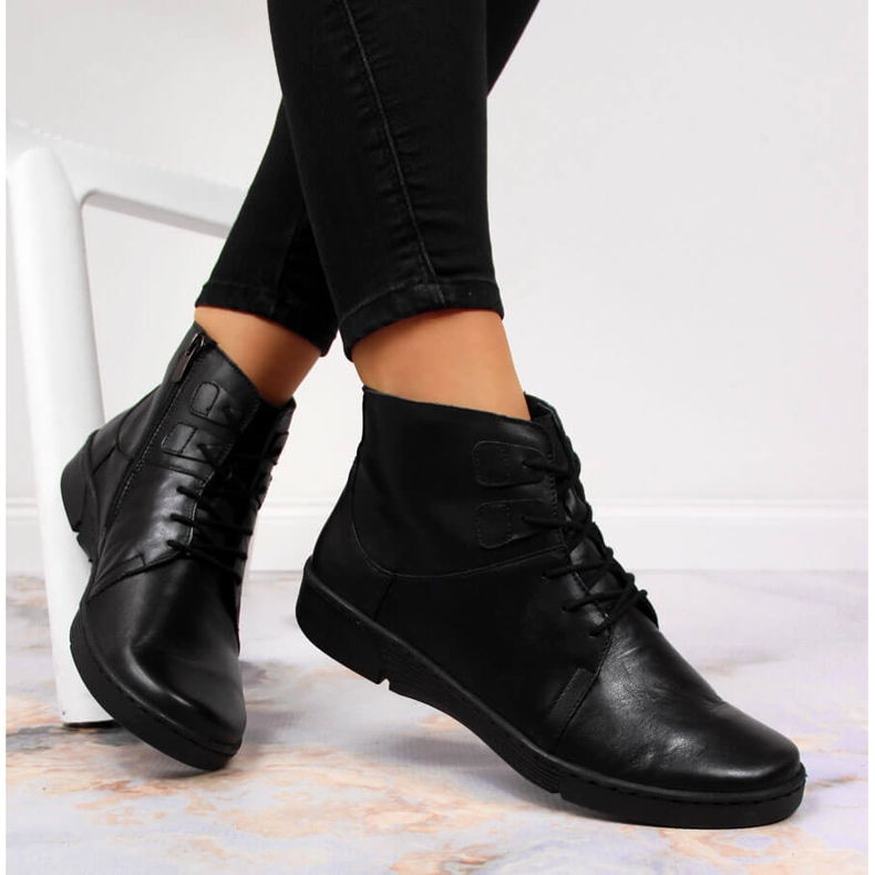 Bottes confortables en cuir noir isolées pour femmes Łukbut 1816 le noir 1