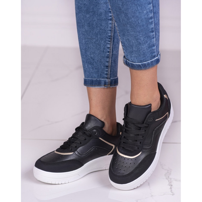 Chaussures de sport pour femmes Shelovet noires sur une plate-forme blanche 1