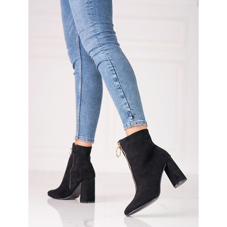 Bottes noires pour femmes sur le poteau Shelovet avec une fermeture éclair dorée le noir 2