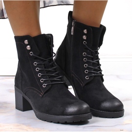 Bottes en daim isolées femme Potocki noires le noir 2