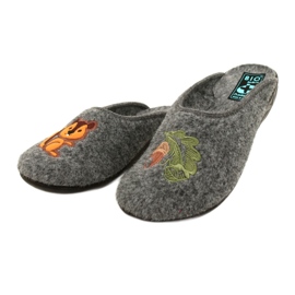 Chaussons en feutre gris Adanex 27858 Sara Wiewióra I Orzeszek 3