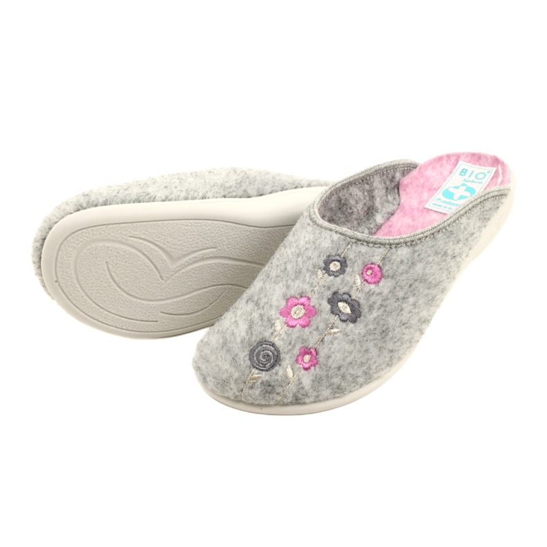 Chaussons en Feutre Gris Adanex 27885 Sara avec Fleurs rose 4 Chaussons en Feutre Gris Adanex 27885 Sara avec Fleurs rose 4