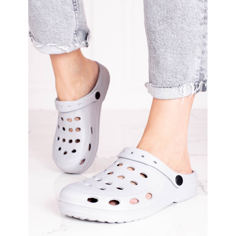 Pantoufles légères Shelovet grises pour femmes 1