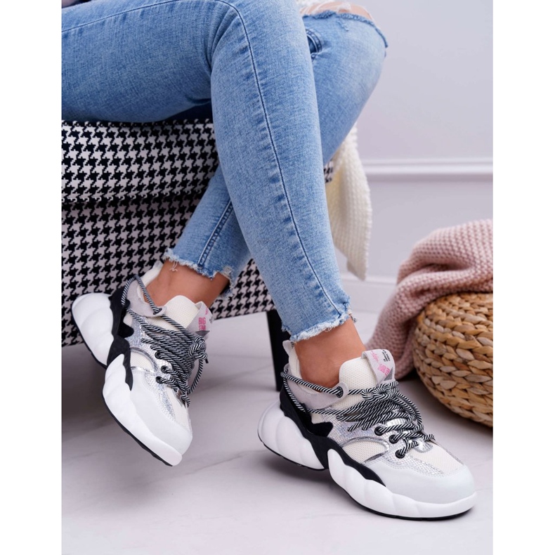 Chaussures de sport pour femmes Big Star de Daniel Lopez Blanc FF274A546 blanche le noir argent 1 Chaussures de sport pour femmes Big Star de Daniel Lopez Blanc FF274A546 blanche le noir argent 1