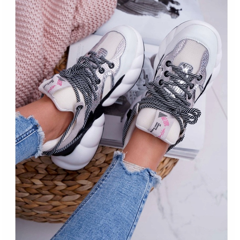 Chaussures de sport pour femmes Big Star de Daniel Lopez Blanc FF274A546 blanche le noir argent 4 Chaussures de sport pour femmes Big Star de Daniel Lopez Blanc FF274A546 blanche le noir argent 4