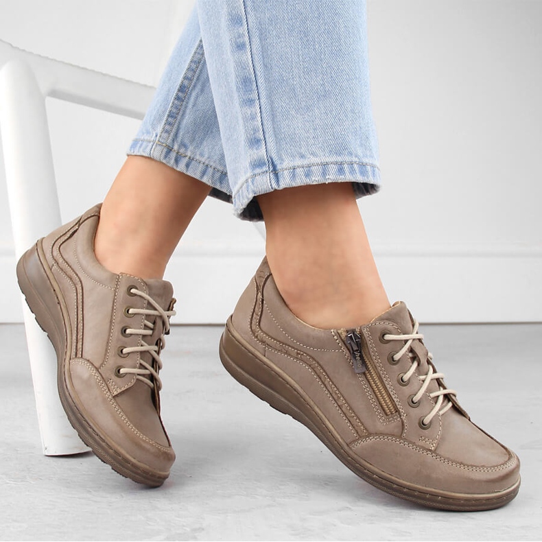 Chaussures confortables pour femmes en cuir marron Helios brun 1 Chaussures confortables pour femmes en cuir marron Helios brun 1