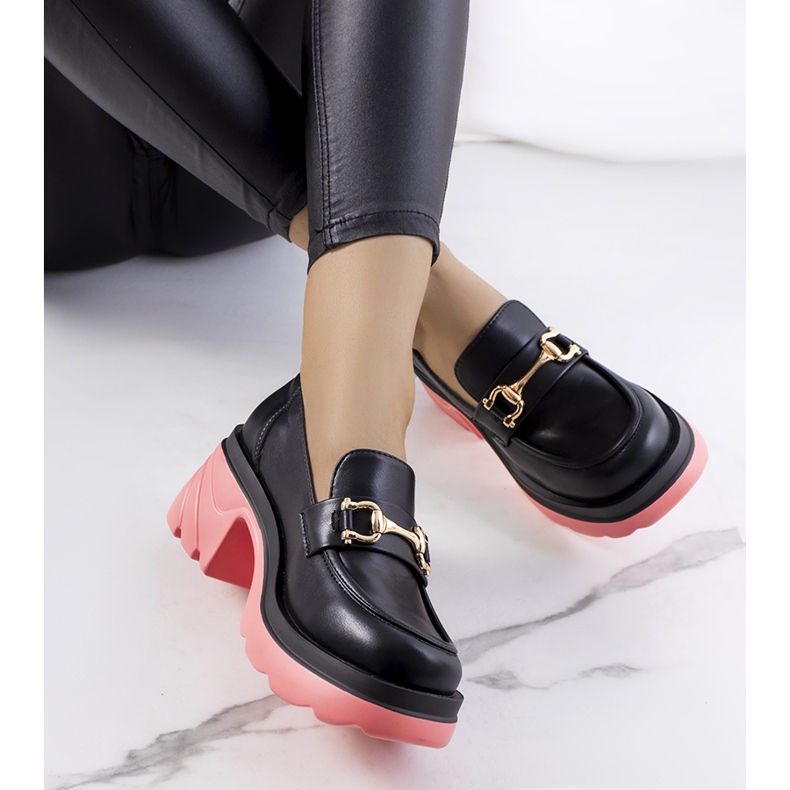 Richelieus noirs sur semelles Korgal roses le noir 1