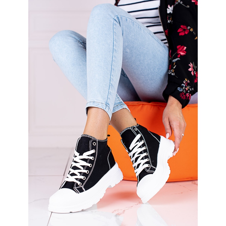 Baskets hautes à lacets noires et blanches pour femmes sur la plateforme Shelovet le noir 2