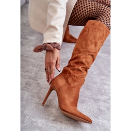 Bottes en daim classiques sur un talon aiguille Ameya camel brun 10