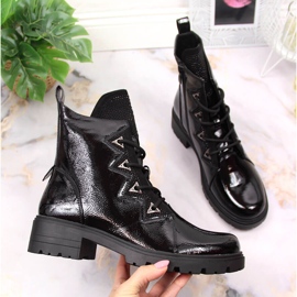 S.Barski Boots en cuir verni noir à sequins par S. Bararski 1