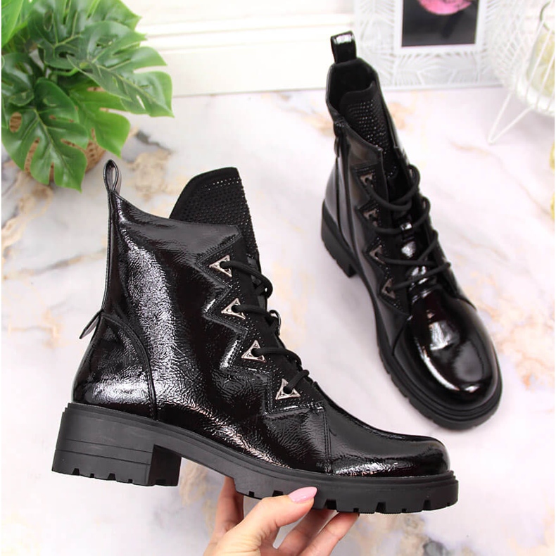 S.Barski Boots en cuir verni noir à sequins par S. Bararski le noir 1