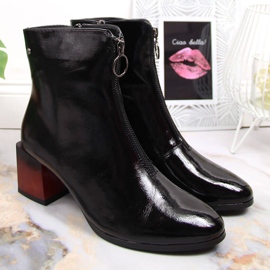Bottes isolées pour femmes laquées avec un talon décoratif Potocki WOL98 le noir 2
