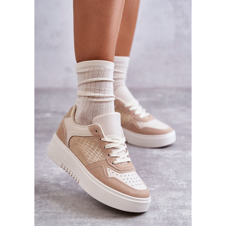 Chaussures De Sport Basses Pour Femme Sur La Plateforme Beige Kyllie 1 Chaussures De Sport Basses Pour Femme Sur La Plateforme Beige Kyllie 1