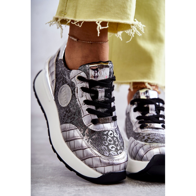 Chaussures de sport pour femmes à semelle compensée GOE KK2N4083 Argent 2