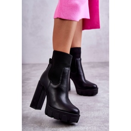Bottes en éco-cuir pour femmes avec une chaussette Noir Adalyn le noir 7