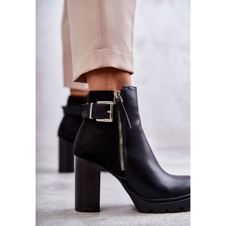 FE1 Bottes en éco-cuir à talon haut avec fermeture éclair décorative Rosita noire 2