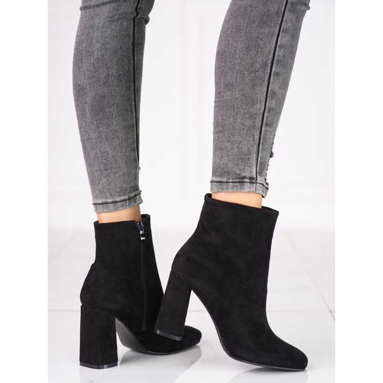 Bottes noires pour femmes sur le poteau Shelovet en daim écologique le noir 1