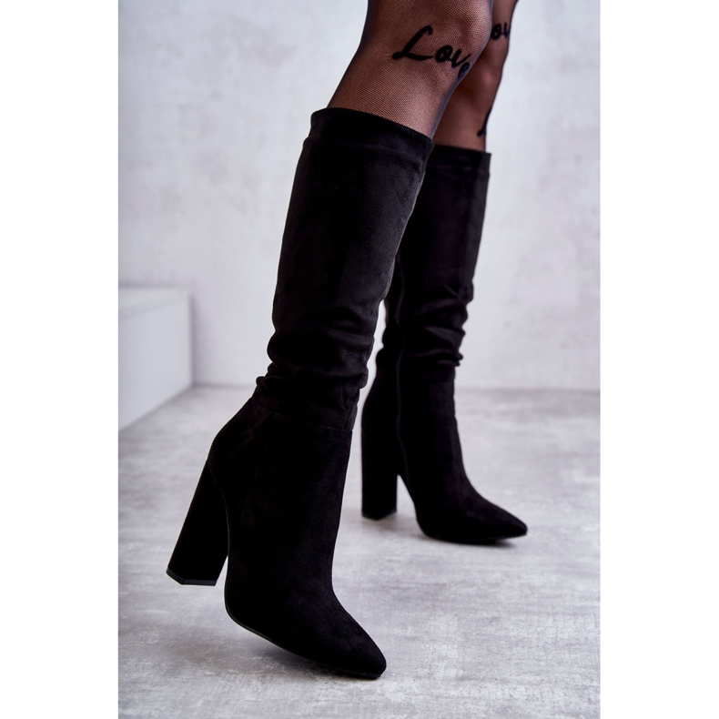 Bottines Tressa noires en daim classiques 1
