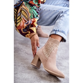 FE1 Bottes en daim pour femmes avec une chaussette Beige Montes 5
