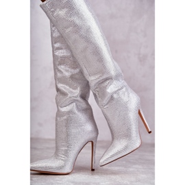 Bottes à talons hauts argentées à la mode avec zircons cubiques 10