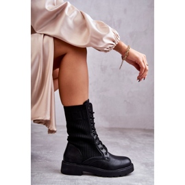 Bottes Femme Avec Une Chaussette Sur Un Talon Plat Noir Liam le noir 8