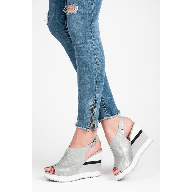 Vices Chaussures compensées confortables gris 2