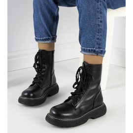 Bottes noires de type Myrefall le noir 1