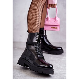 PE1 Bottes Ouvrières Laquées Femme Avec Ornements Noir Gesine 1