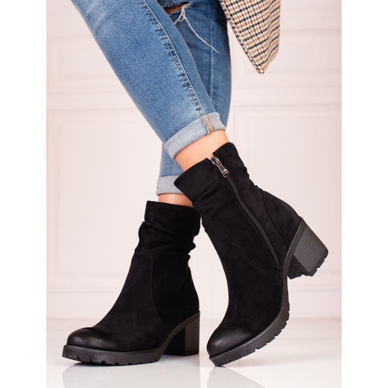 Bottes Vinceza noires pour femmes sur le poteau 1