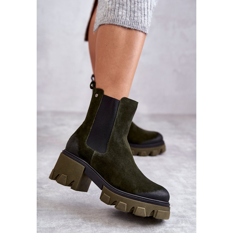 Bottes pour femmes en daim sur la plateforme kaki Hilde vert 1