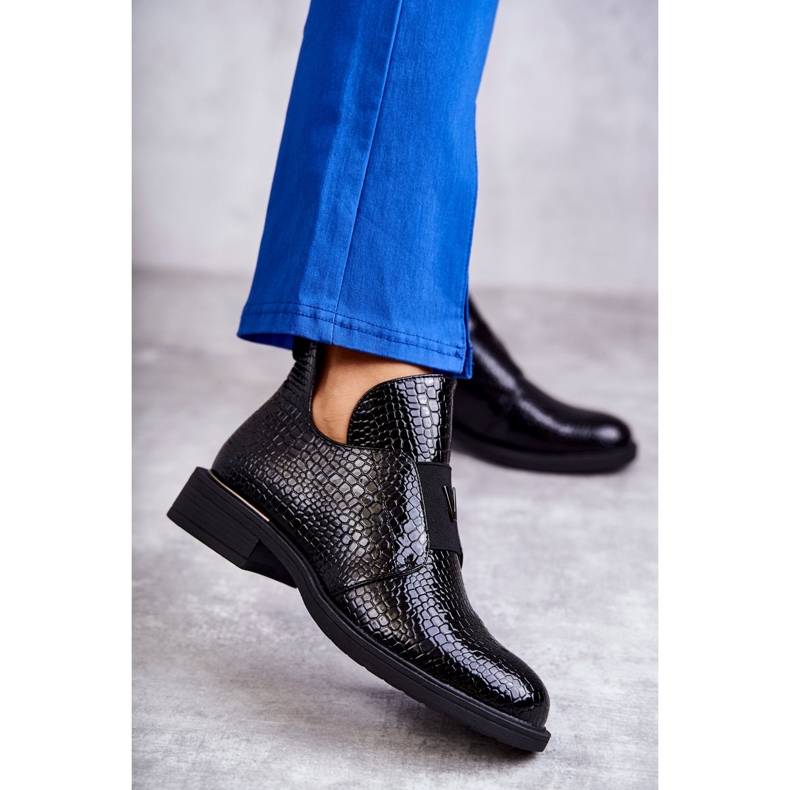 Vinceza Boots laquées à découpes sur talon plat Noir Eunice le noir 1