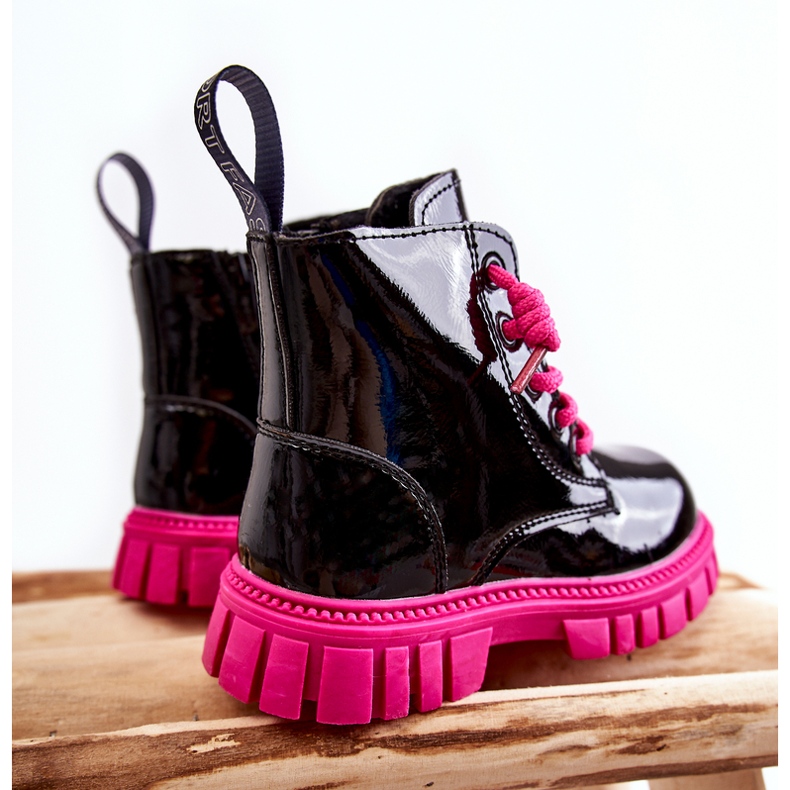 PA1 Bottes chaudes Heidi noires et roses laquées 1